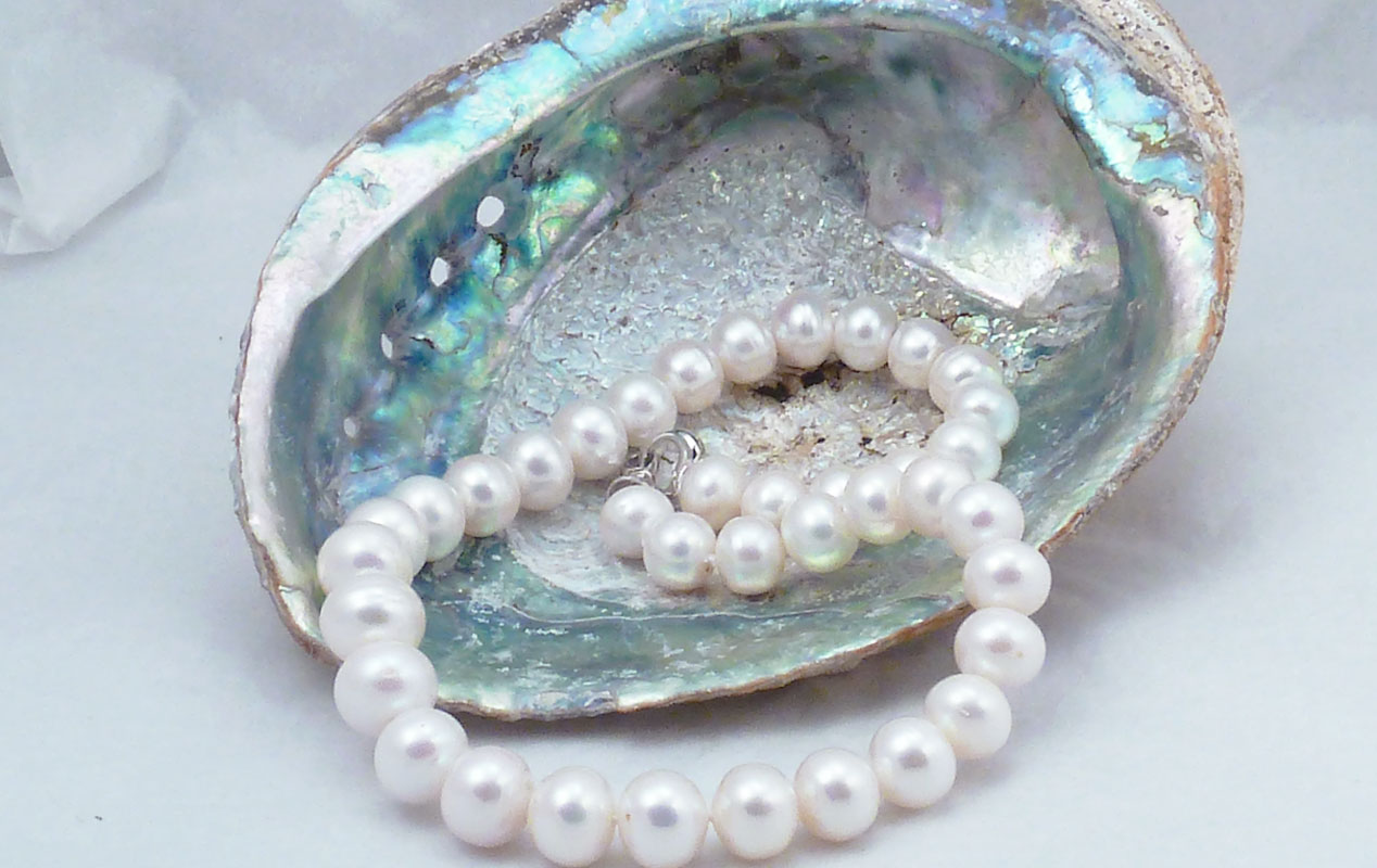 Jewelry Olga enjoys working with rare freshwater pearls