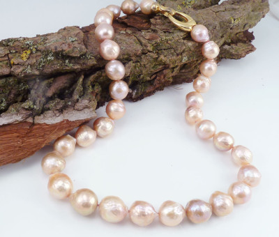 Chinese Kasumi pearls again for designer pearls jewelry created by Jewelry Olga Montreal Canada