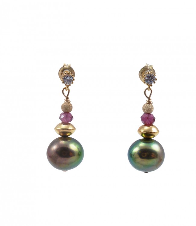 Pearl earrings freshwater black pearls. Modern pearl jewelry