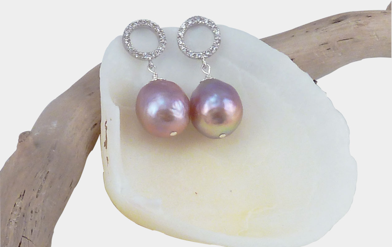 Stunning designer pearls jewelry created by Jewelry Olga Montreal