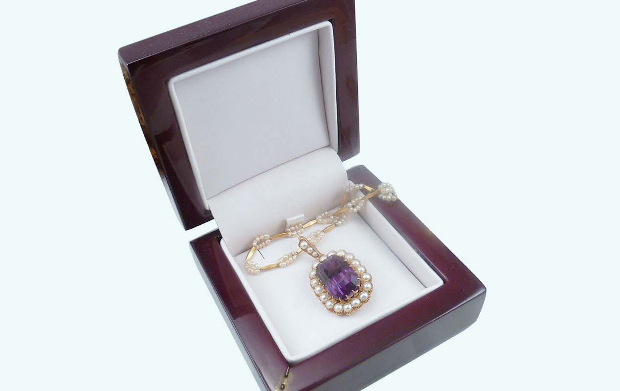 Designer pearl jewelry with amethyst