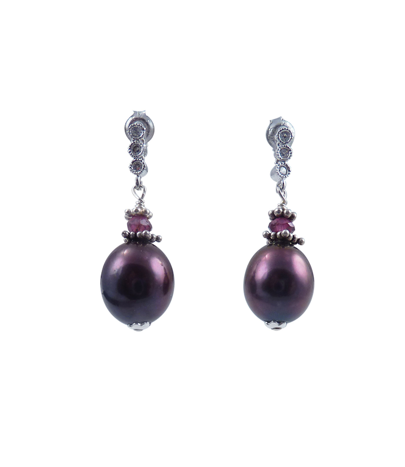 Pearl earrings black aubergine colored pearls. Modern pearl jewelry