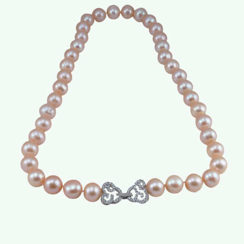 Designer pearl necklaces