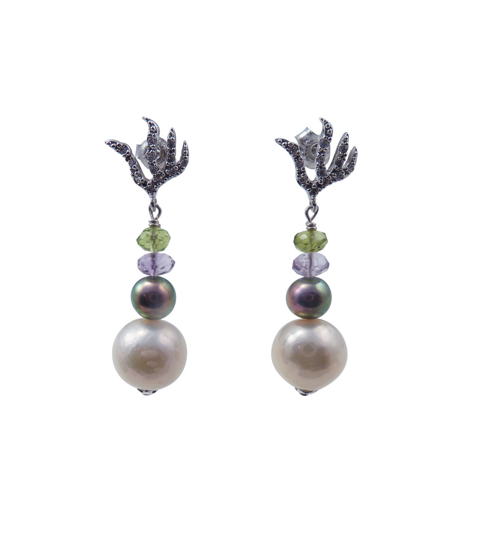 Pearl earrings ivory white, black freshwater pearls. Modern pearl jewelry