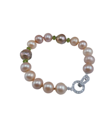 Elegant pearl bracelet pink real pearls. Designed and created by Jewelry Olga Montreal Canada