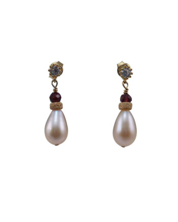 Delicate pink pearl earrings feature freshwater pearls. Designed and created by Jewelry Olga Montreal Canada